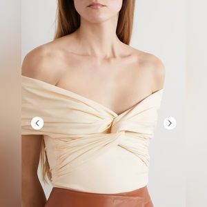 KHAITE
Off-the-shoulder knotted bodysuit